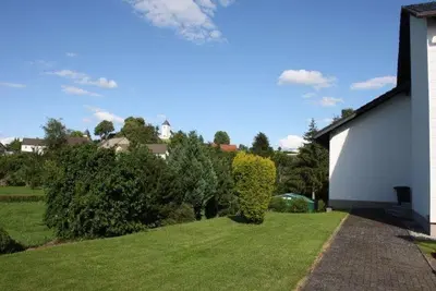 Ein Garten an der Unterkunft Ferienhaus Naturblick