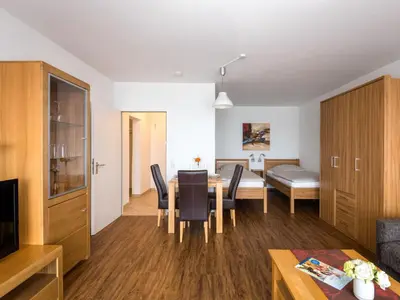 Ein Sitzbereich in der Unterkunft Apartment Lahnhöhe - A707 by Interhome