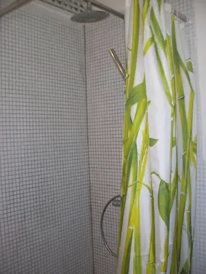 Ein Badezimmer in der Unterkunft Grünes Appartment Nürburgring
