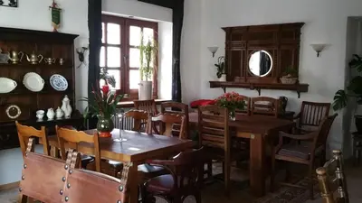 Ein Restaurant oder anderes Speiselokal in der Unterkunft Gasthof zur alten Feuerwache