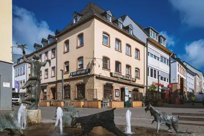 Das Gebäude in dem sich das Hotel befindet