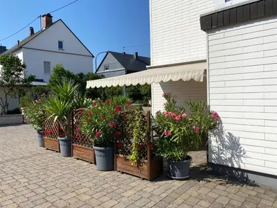 Ein Garten an der Unterkunft Ferienhaus Weins
