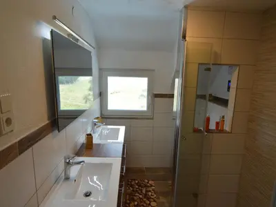 Ein Badezimmer in der Unterkunft Ferienhaus in Filz in der Eifel