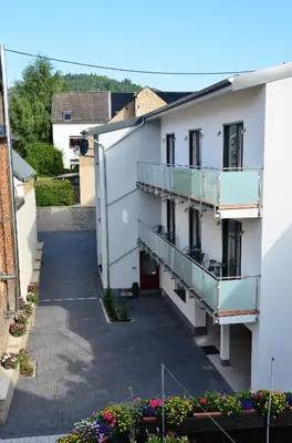 Das Gebäude in dem sich das Bed & Breakfast befindet