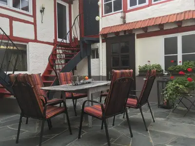 Ein Balkon oder eine Terrasse in der Unterkunft Ferienwohnung Kylltal