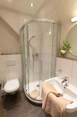 Ein Badezimmer in der Unterkunft Weinhof Gassen