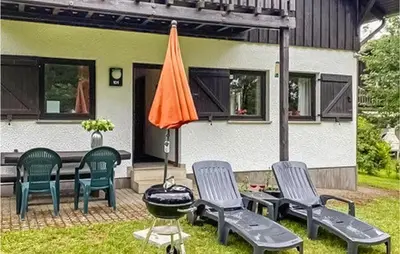 Ein Garten an der Unterkunft Ferienhaus 6 In Thalfang