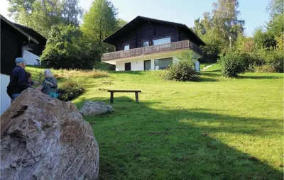 Ein Garten an der Unterkunft Ferienhaus 7 In Thalfang