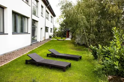 Ein Garten an der Unterkunft The Paddock B&B