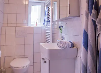 Ein Badezimmer in der Unterkunft FeWo Goebel Beethovenstraße