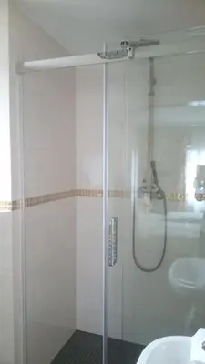 Ein Badezimmer in der Unterkunft Héritage B&B