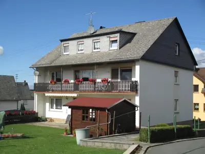 Das Gebäude in dem sich die Pension befindet