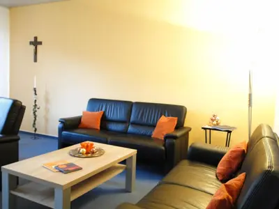 Ein Sitzbereich in der Unterkunft Haus St. Josef
