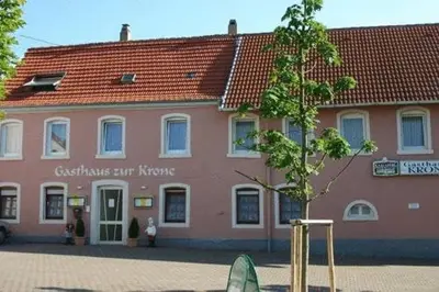 Das Gebäude in dem sich die Pension befindet
