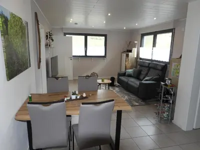 Ein Sitzbereich in der Unterkunft Ferienwohnung 