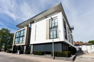 Das Gebäude in dem sich das Hotel befindet