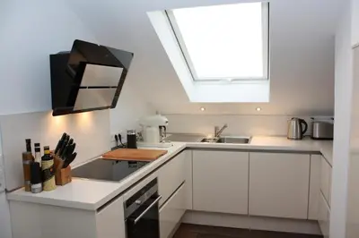 Küche/Küchenzeile in der Unterkunft Moderne Ferienwohnung 