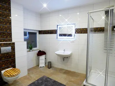Ein Badezimmer in der Unterkunft Relaxen im alten Winzerhaus Fewo EG