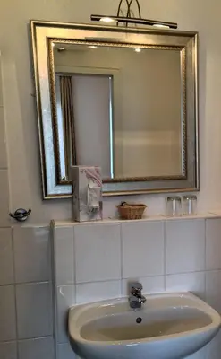 Ein Badezimmer in der Unterkunft Hotel Café Konditorei Köppel