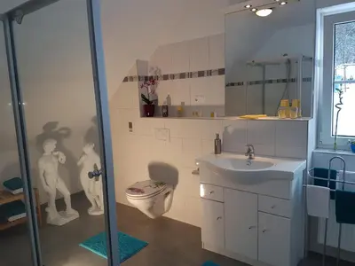 Ein Badezimmer in der Unterkunft Cochem Ferienwohnung Scheuer