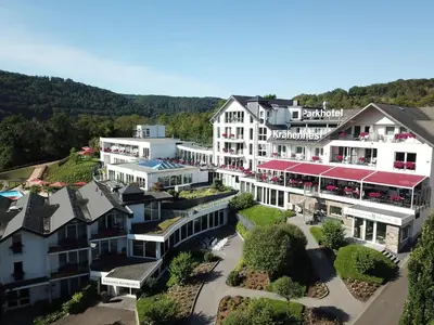 Ein allgemeiner Bergblick oder ein Berglick von des Hotels aus