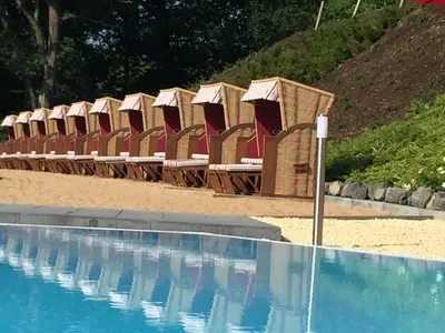 Der Swimmingpool an oder in der Nähe von Moselstern Parkhotel Krähennest