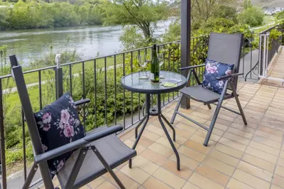 Blick auf einen Fluss in der Nähe der Ferienwohnung