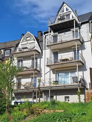 Das Gebäude in dem sich die Ferienwohnung befindet