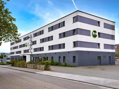 Das Gebäude in dem sich das Hotel befindet