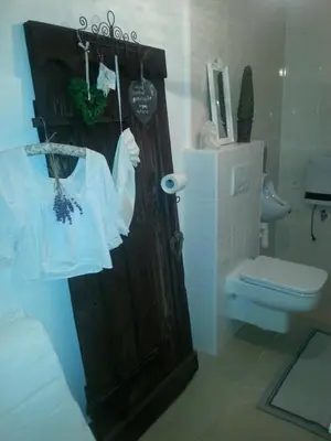 Ein Badezimmer in der Unterkunft Das Rosenhaus