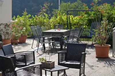 Ein Garten an der Unterkunft Weingut Sauer-Kettermann