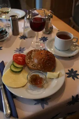 Essen in der Pension oder in der Nähe