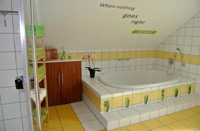 Ein Badezimmer in der Unterkunft Ferienwohnung Voelkel mit Dachterrasse