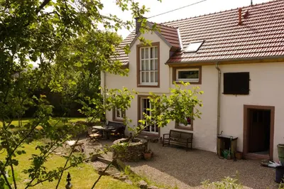 Ein Garten an der Unterkunft Ferienhaus Vulkaneifel Landhaus Loogh