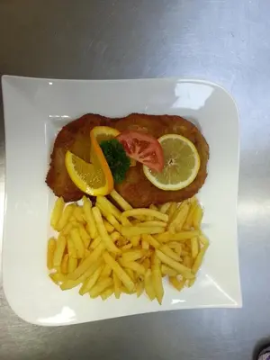 Essen im Hotel oder in der Nähe