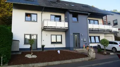 Das Gebäude in dem sich die Ferienwohnung befindet