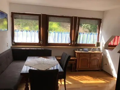 Ein Sitzbereich in der Unterkunft Beim Winzer