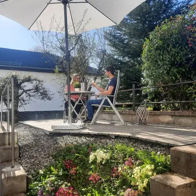 Ein Garten an der Unterkunft Ferienwohnung Adams