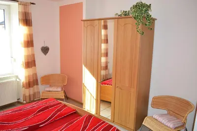 Ein Bett oder Betten in einem Zimmer der Unterkunft Weingut Mathy-Schanz