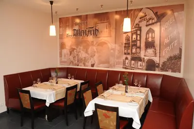 Ein Restaurant oder anderes Speiselokal in der Unterkunft Hotel-Restaurant 