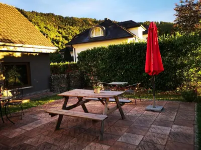 Ein Garten an der Unterkunft Gästehaus Lavendel an der Mosel