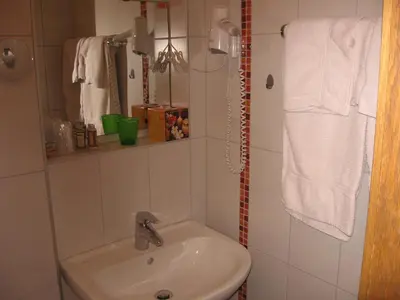 Ein Badezimmer in der Unterkunft Pension Haus Ursula