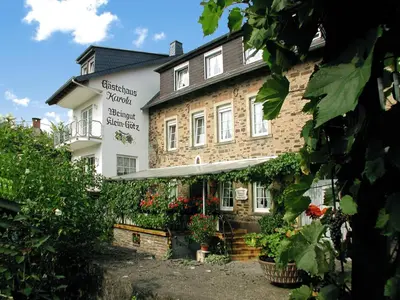 Das Gebäude in dem sich die Pension befindet