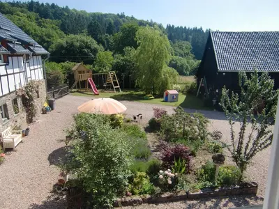 Ein Garten an der Unterkunft The little Stone House