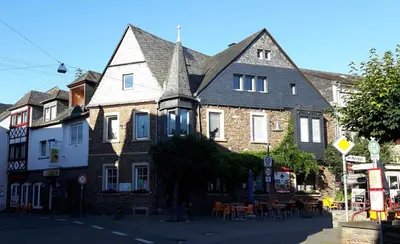 Das Gebäude in dem sich die Ferienwohnung befindet