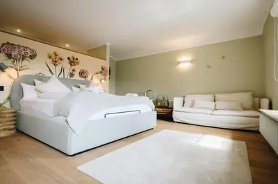 Ein Sitzbereich in der Unterkunft Boutiquehotel Kloster Pfalzel