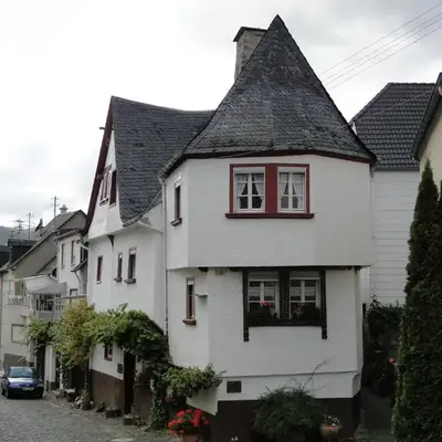Altes Spitzhaus an der Goldroul