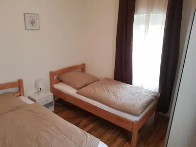 Ein Bett oder Betten in einem Zimmer der Unterkunft Ferienwohnung Liebeskummer