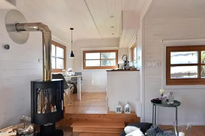 Küche/Küchenzeile in der Unterkunft Tiny House Dreischwesternherz