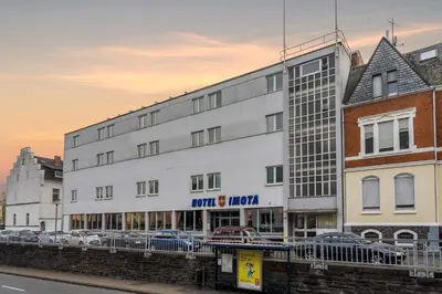 Das Gebäude in dem sich das Hotel befindet